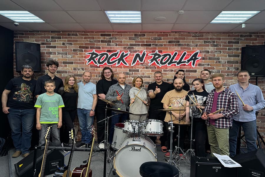 МК Максима Олейника